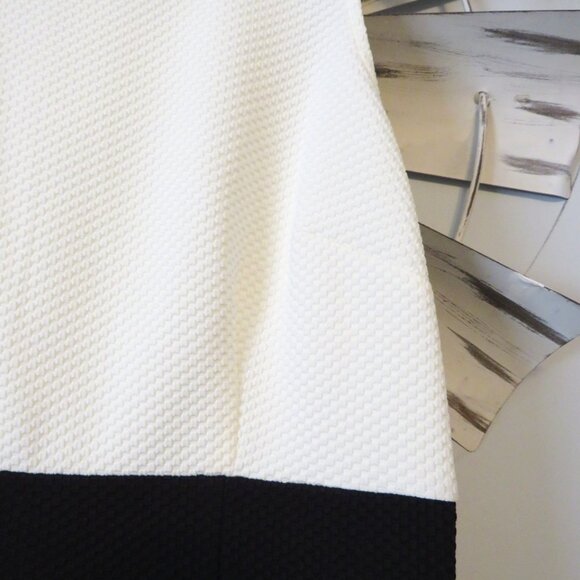 Beautiful 2 Pcs Danny & Nicoles Dress Black & Cream Dress w/ Lace Size 6‎ - Picture 13 of 16